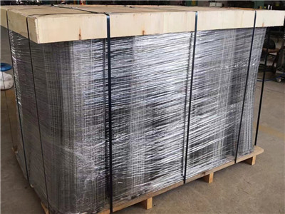 鏈條輸送帶、螺旋輸送帶、鏈桿輸送帶、人字網(wǎng)帶、雙旋網(wǎng)帶、眼鏡網(wǎng)帶、不銹鋼篩網(wǎng)、乙字網(wǎng)帶